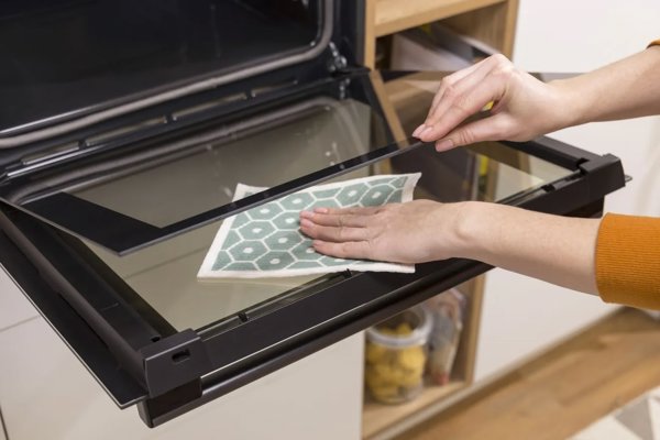 Gorenje BO6735E02XK0 ugradna rerna