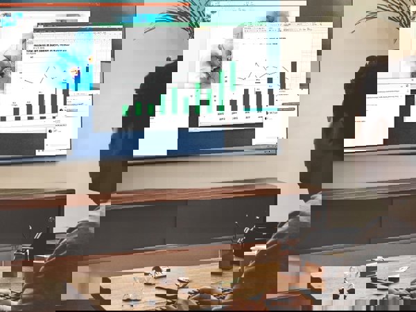 Samsung UE43BU8072UXXH